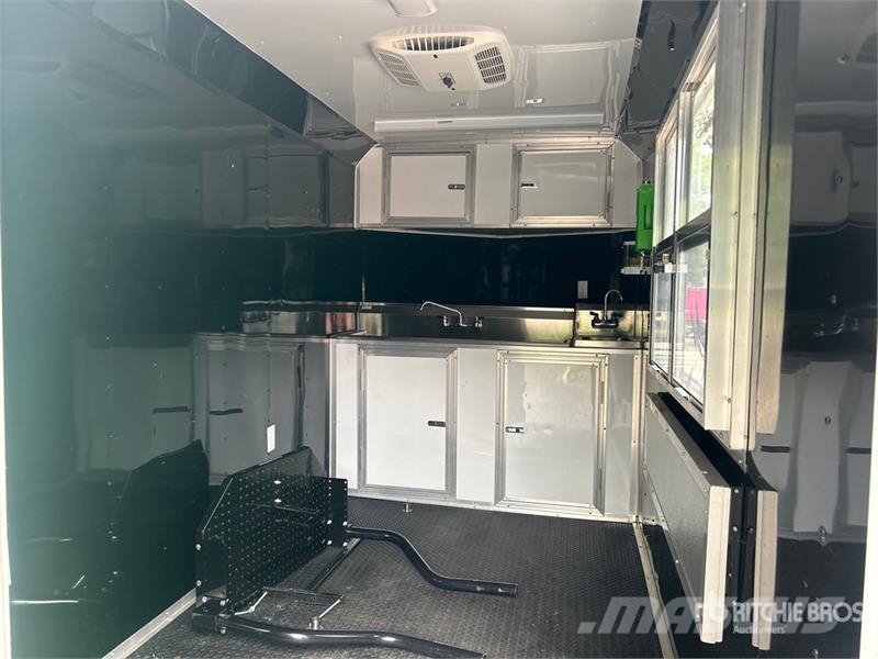 Cynergy CCL612SA 12 ft S/A Food Concession Trailer Ostale prikolice