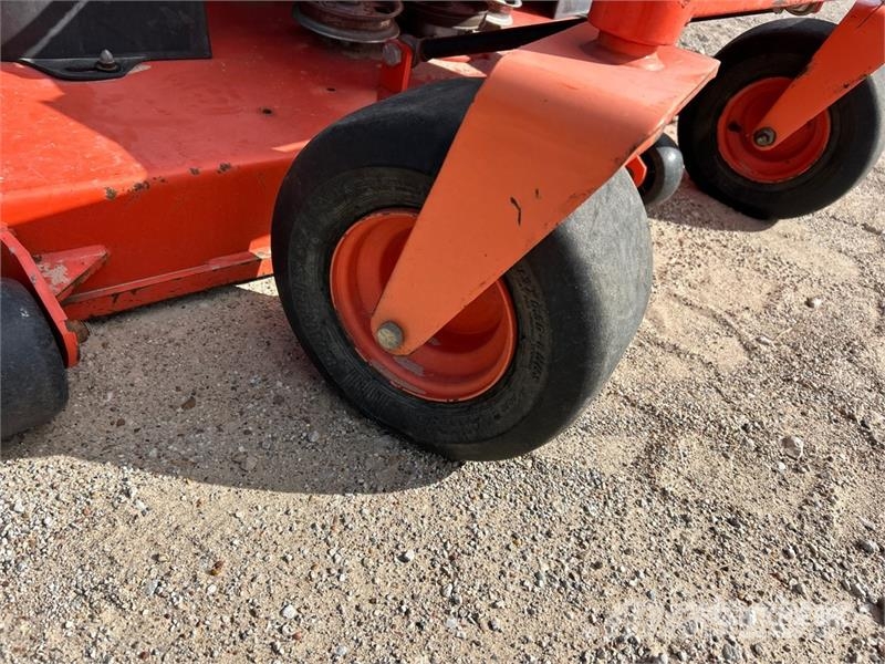 CZT Elite Zero-Turn Lawn Mower ركوب الحشائش