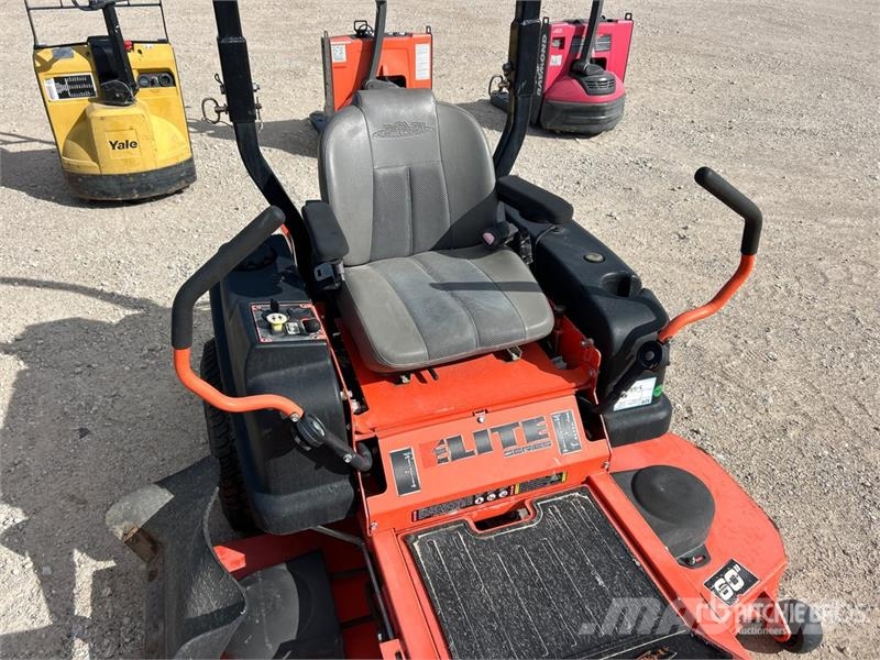 CZT Elite Zero-Turn Lawn Mower ركوب الحشائش