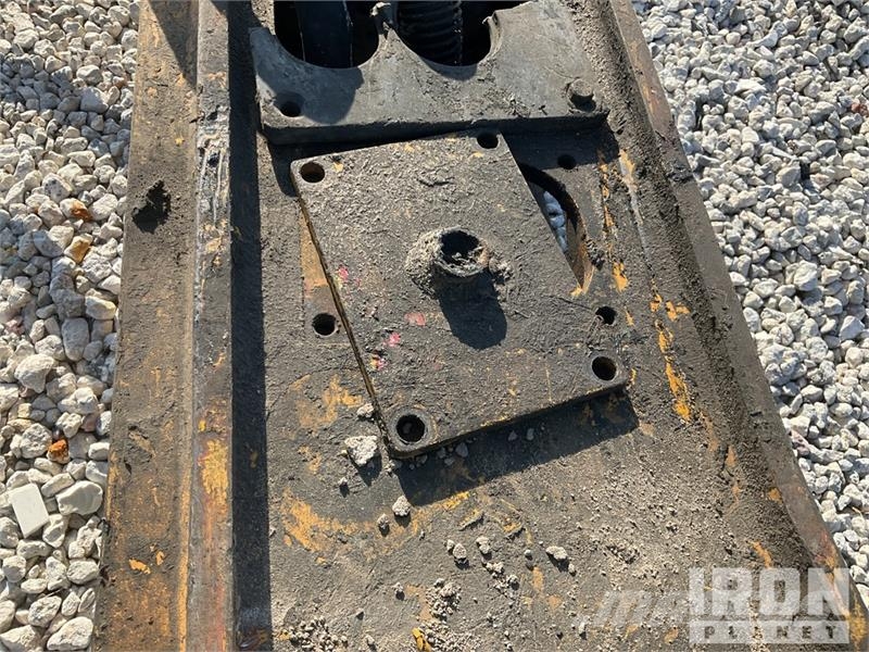  Danda D&A 200V 26 in Hydraulic Breaker Гидромолоты