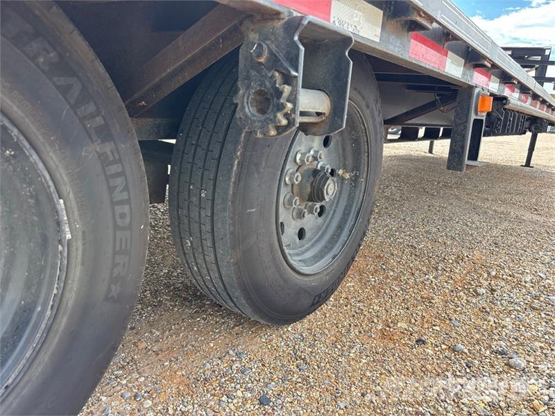  Davidson Trailers 102 X 35 GN TA8 35 ft T/A Goosen Прицепы-Автовозы