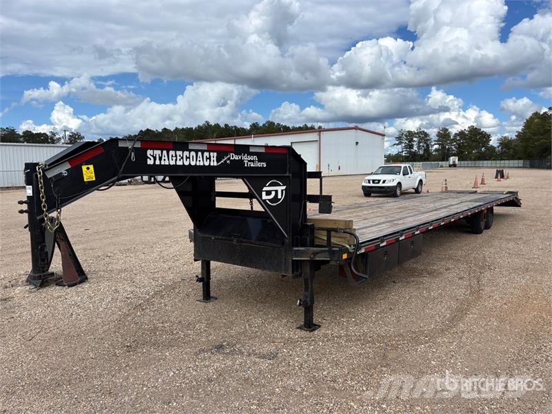  Davidson Trailers 35 ft T/A Gooseneck Equipment Tr Трейлери колесного транспортного засобу