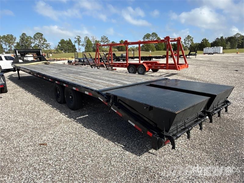 Delco 40 ft T/A Equipment Trailer Prívesy na prepravu automobilov
