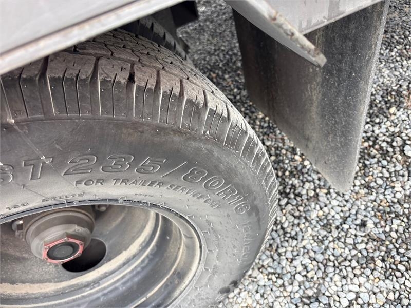 Delco 40 ft T/A Gooseneck Equipment Trailer مقطورات مركبات نقل
