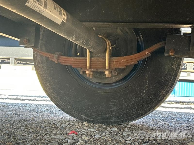 Delco 40 ft T/A Gooseneck Equipment Trailer 車両運搬用トレーラー