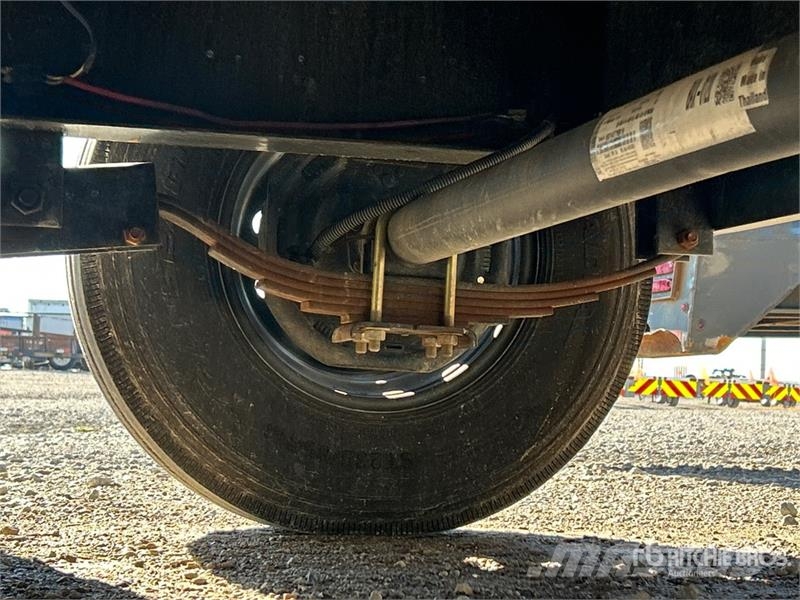 Delco 40 ft T/A Gooseneck Equipment Trailer 車両運搬用トレーラー