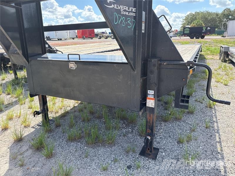  Delco 40 ft T/A Gooseneck Equipment Trailer Трейлери колесного транспортного засобу
