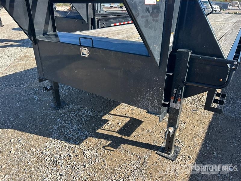 Delco 40 ft T/A Gooseneck Equipment Trailer 車両運搬用トレーラー