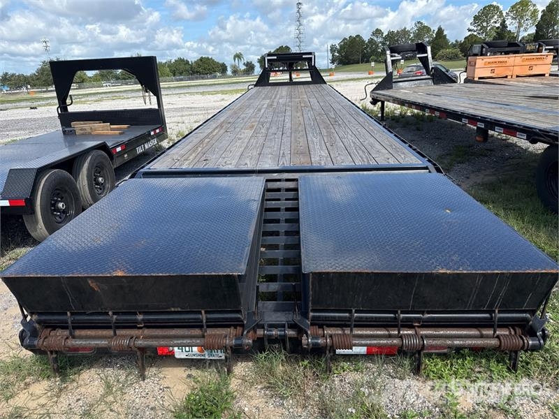 Delco 40 ft T/A Gooseneck Equipment Trailer Трейлери колесного транспортного засобу