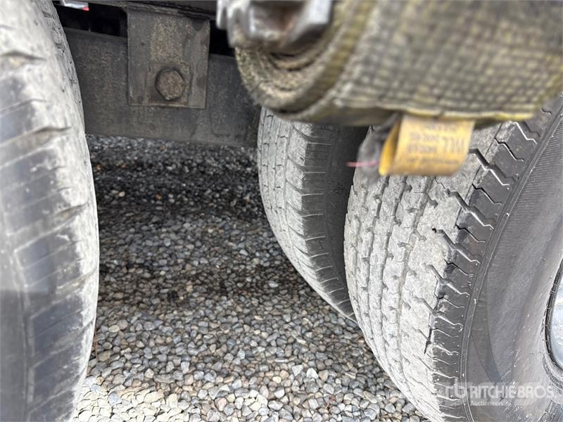 Delco 40 ft T/A Gooseneck Equipment Trailer مقطورات مركبات نقل