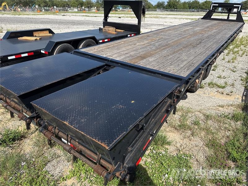  Delco 40 ft T/A Gooseneck Equipment Trailer Трейлери колесного транспортного засобу