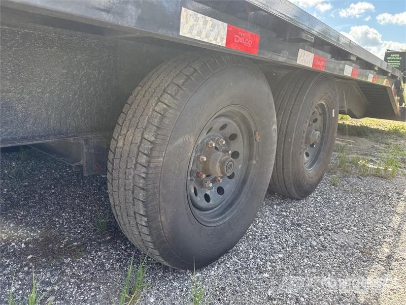  Delco 40 ft T/A Gooseneck Equipment Trailer Трейлери колесного транспортного засобу
