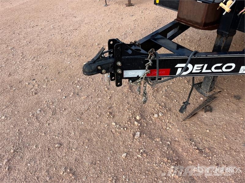 Delco Trailers C520 20 ft T/A Equipment Trailer Prikolice za prevoz vozil