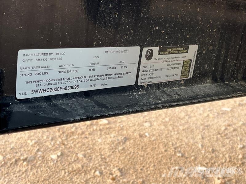 Delco Trailers C520 20 ft T/A Equipment Trailer Prikolice za prevoz vozil