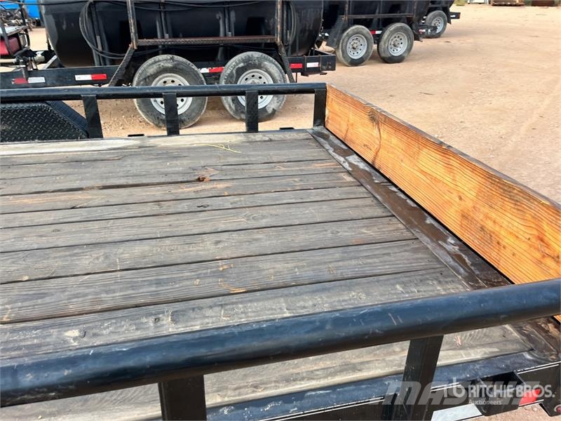 Delco Trailers C520 20 ft T/A Equipment Trailer Prikolice za prevoz vozil