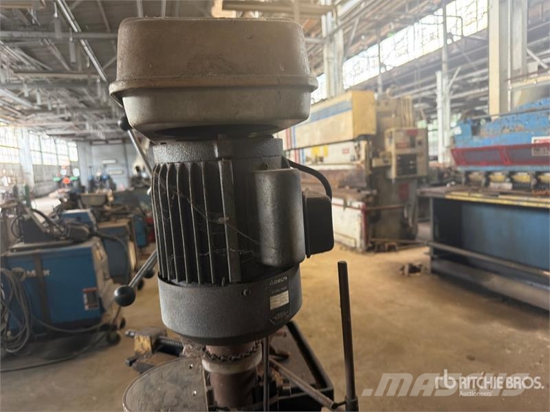 Delta 70-200 Press Drill Kiti naudoti statybos komponentai