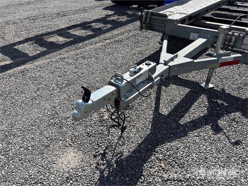 Demco AT7000P T/A 1 Car Open Car Carrier Trailer Autotransportauflieger