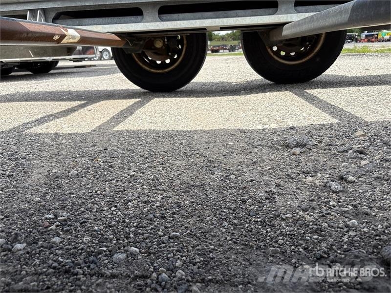 Demco AT7000P T/A 1 Car Open Car Carrier Trailer Vehicle transport semi-trailers