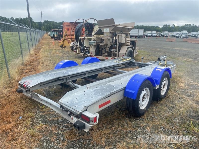 Demco AT7000P T/A 1 Car Open Car Carrier Trailer Polprikolice za prevoz vozil