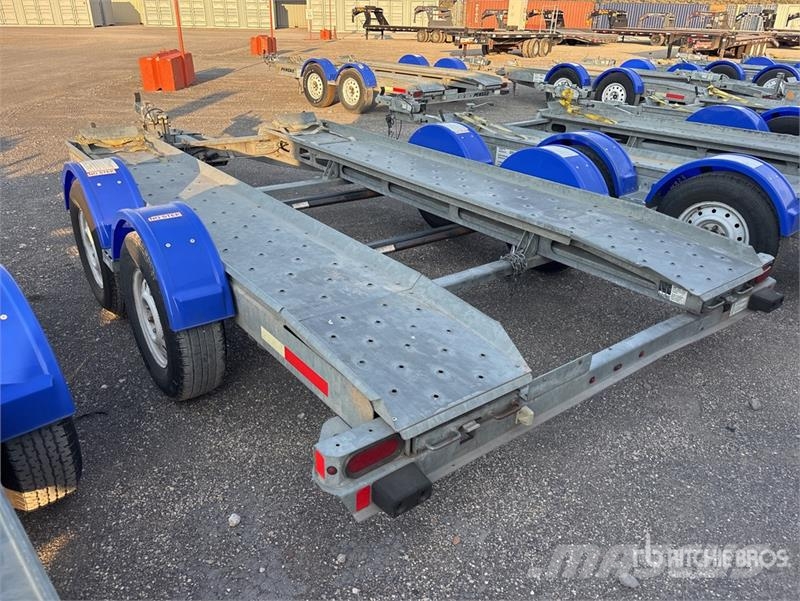 Demco AT7000P T/A 1 Car Open Car Carrier Trailer Semirimorchi per il trasporto di veicoli