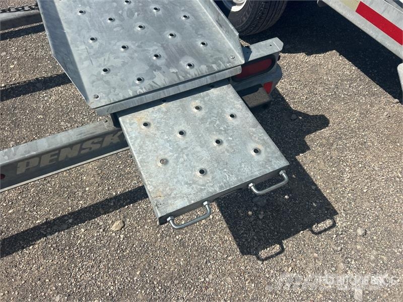 Demco AT7000P T/A 1 Car Open Car Carrier Trailer Autotransporter