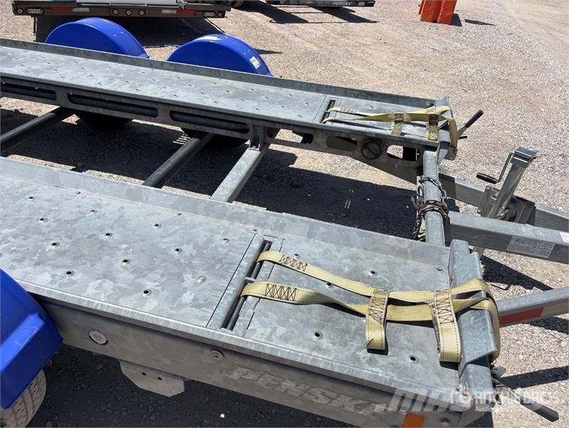 Demco AT7000P T/A 1 Car Open Car Carrier Trailer Návesy na prepravu automobilov