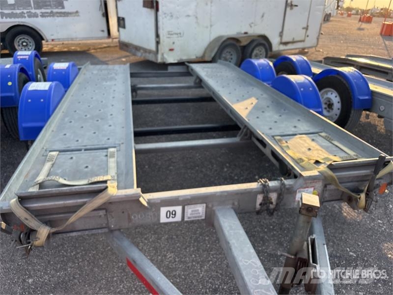 Demco AT7000P T/A 1 Car Open Car Carrier Trailer Semirimorchi per il trasporto di veicoli
