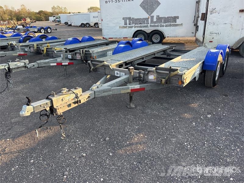Demco AT7000P T/A 1 Car Open Car Carrier Trailer Semirimorchi per il trasporto di veicoli