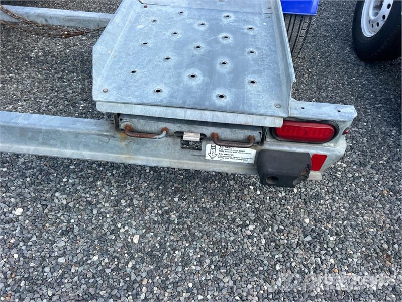 Demco AT7000P T/A 1 Car Open Car Carrier Trailer Autotreileri