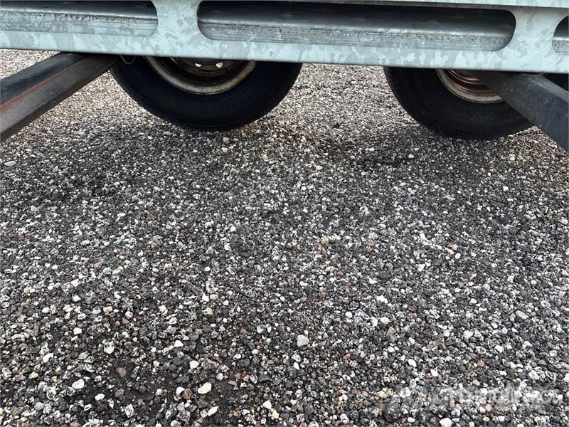 Demco AT7000P T/A 1 Car Open Car Carrier Trailer Autotransportauflieger