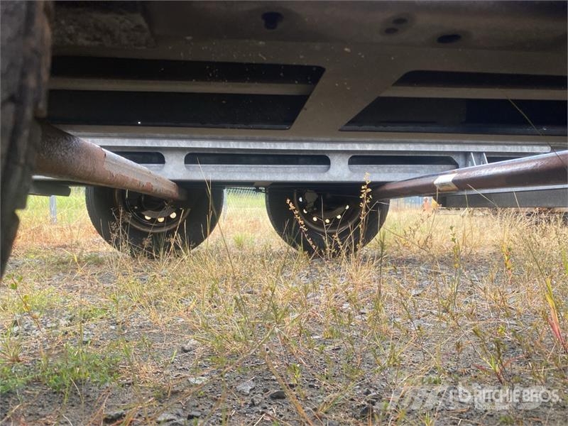 Demco AT7000P T/A 1 Car Open Car Carrier Trailer Polprikolice za prevoz vozil