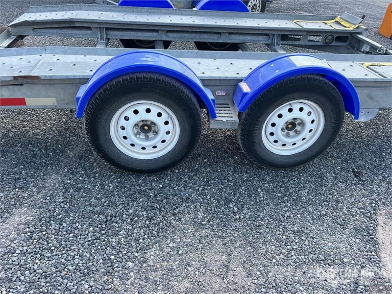 Demco AT7000P T/A 1 Car Open Car Carrier Trailer 車輛運輸半拖車