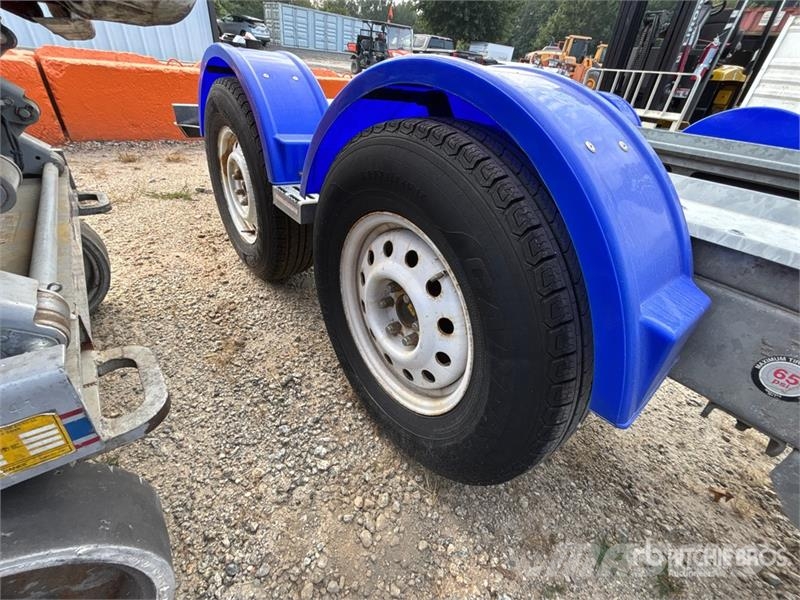 Demco AT7000P T/A 1 Car Open Car Carrier Trailer Autotreileri