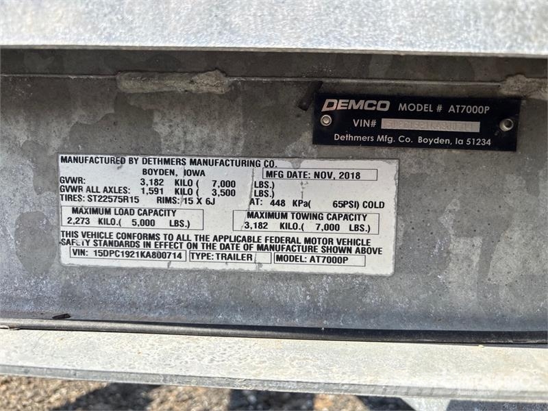 Demco AT7000P T/A Open T/A Car Carrier Trailer Semi Reboques de Transporte Auto