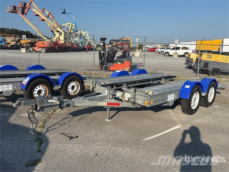 Demco AT7000P T/A Open Car Carrier Trailer Návesy na prepravu automobilov
