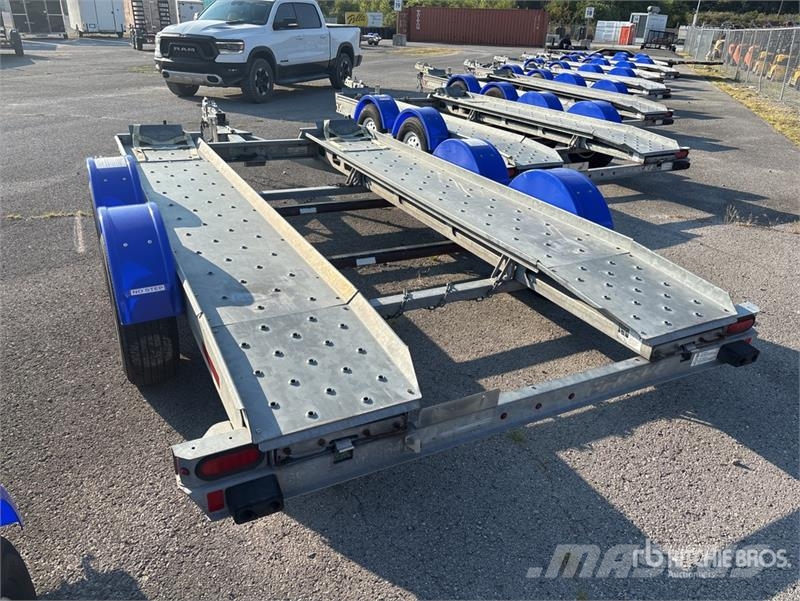 Demco AT7000P T/A Open Car Carrier Trailer Návesy na prepravu automobilov