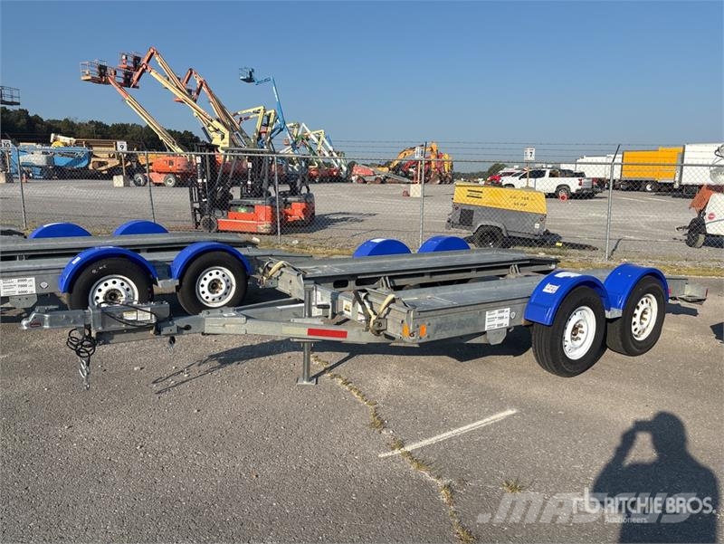Demco AT7000P T/A Open Car Carrier Trailer Návesy na prepravu automobilov