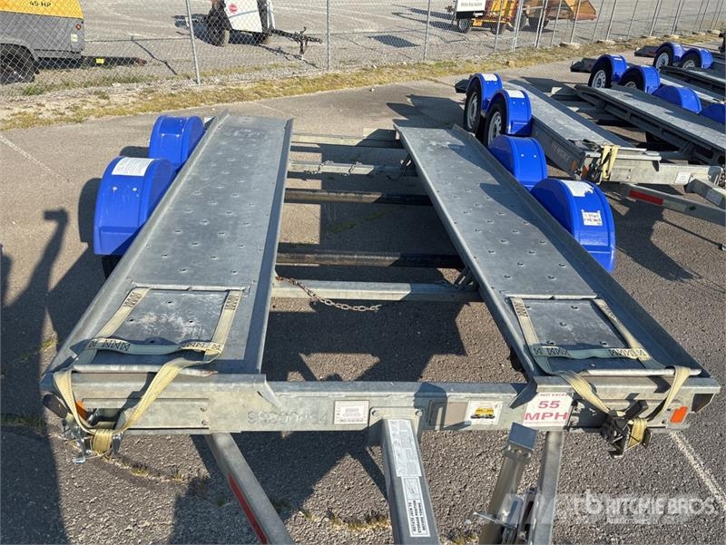 Demco AT7000P T/A Open Car Carrier Trailer Návesy na prepravu automobilov