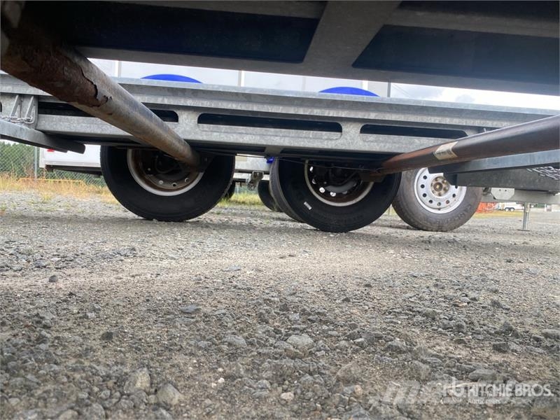 Demco T/A 1 Car Open Car Carrier Trailer Návesy na prepravu automobilov