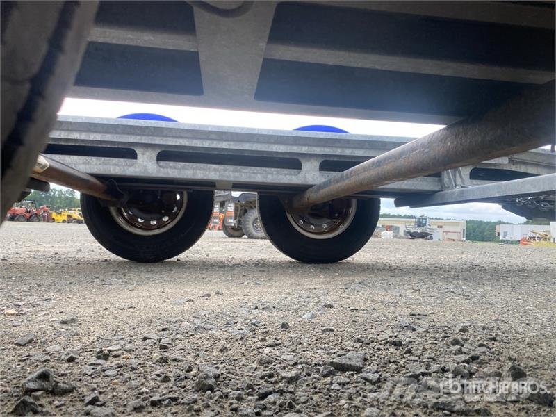 Demco T/A 1 Car Open Car Carrier Trailer Návesy na prepravu automobilov