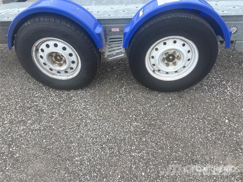 Demco Turntable T/A 1 Car Open Car Carrier Trailer Naczepy do transportu samochodów