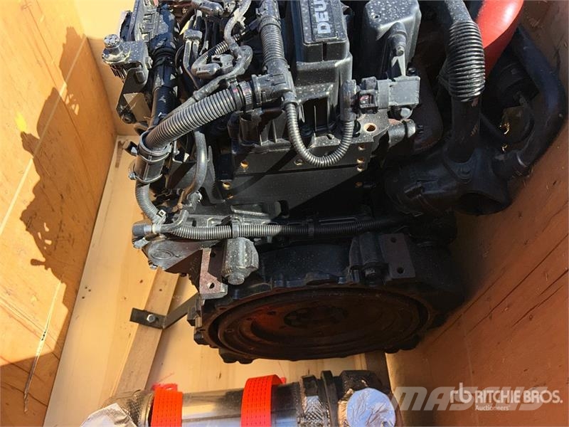 Deutz TD 2.9 L4 Engine エンジン