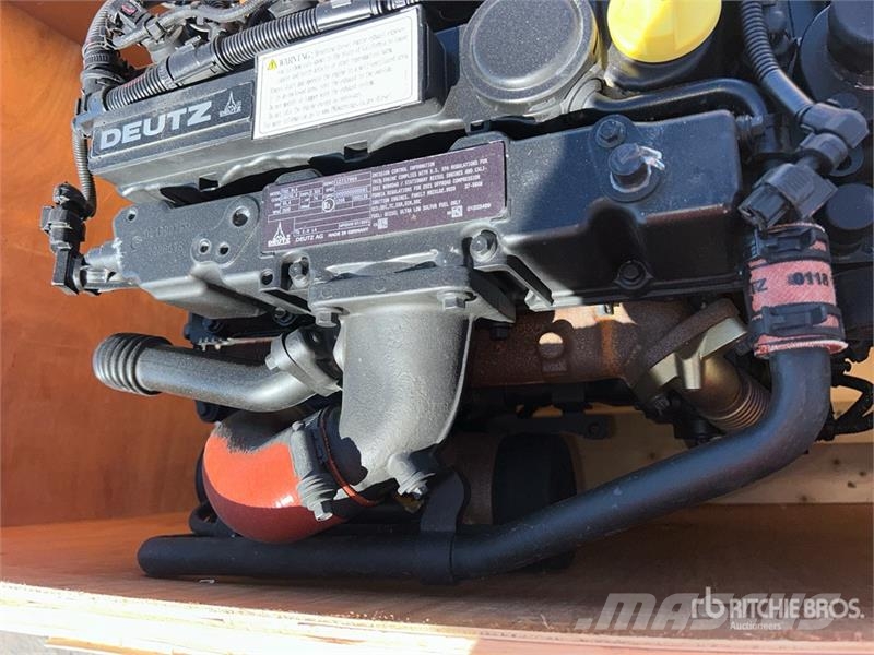 Deutz TD 2.9 L4 Engine エンジン