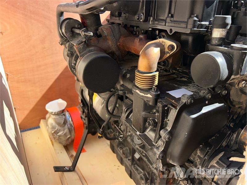 Deutz TD 2.9 L4 Engine エンジン