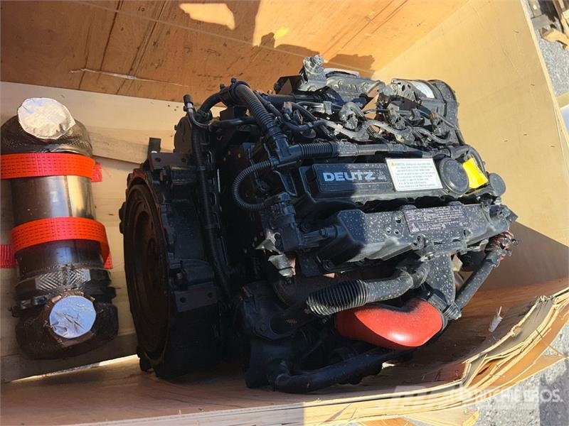 Deutz TD 2.9 L4 Engine エンジン