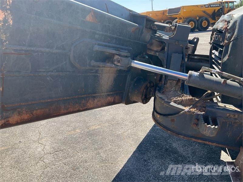 Develon DD130-7-US20 Crawler Dozer Dozere Beltegående