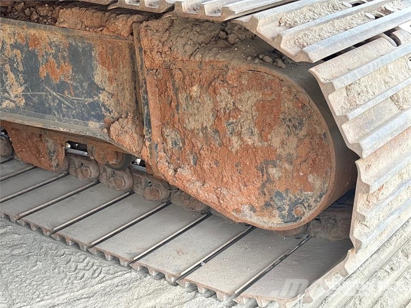 Develon DX225LC-7 Kāpurķēžu ekskavatori