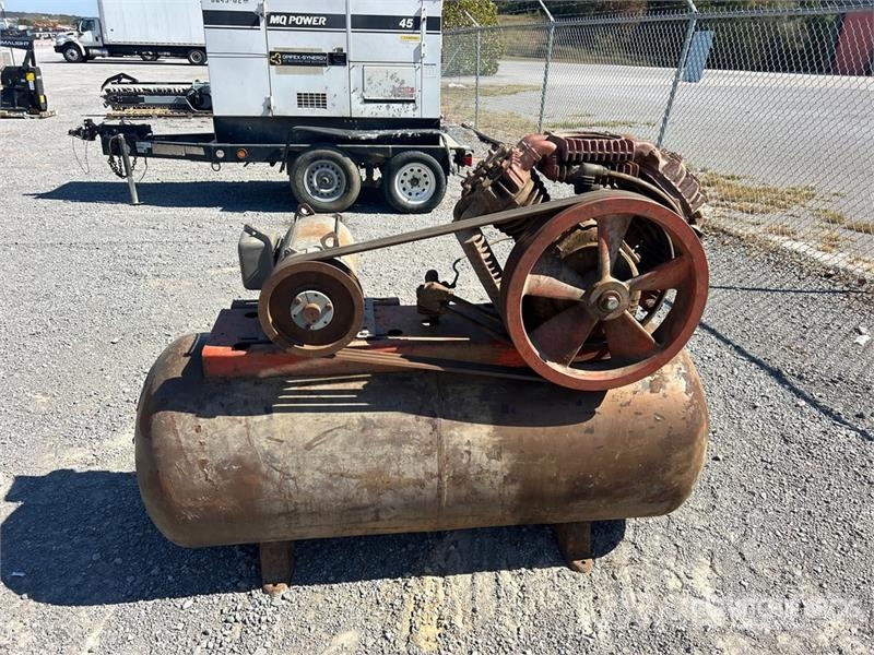  DeVilbiss 445-4 Mobile Air Compressor 콤푸레샤