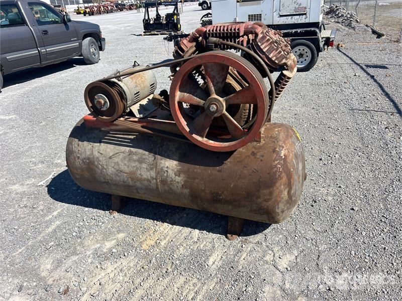  DeVilbiss 445-4 Mobile Air Compressor 콤푸레샤