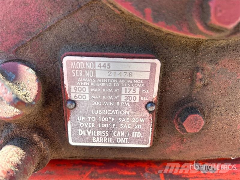  DeVilbiss 445-4 Mobile Air Compressor 콤푸레샤